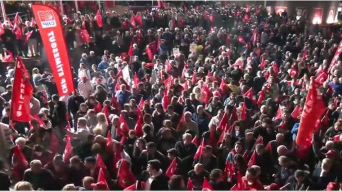 CHP’liler Özgür Özel’e saldırı sonrası Genel Merkez’de toplandı