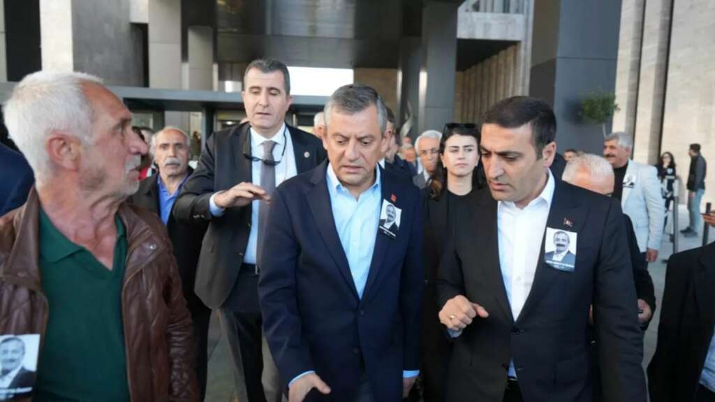 Selçuk Tengioğlu adına hesap açıp, Özel’i tehdit etti! Bir gözaltı daha Selçuk Tengioğlu adına hesap açıp, Özel’i tehdit etti! Bir gözaltı daha
