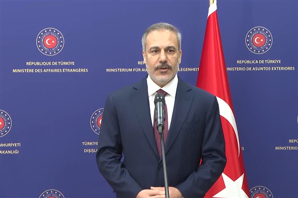 Bakan Fidan’dan Ukrayna’nın egemenliğine olan bağlılığa vurgu Bakan Fidan’dan Ukrayna’nın egemenliğine olan bağlılığa vurgu