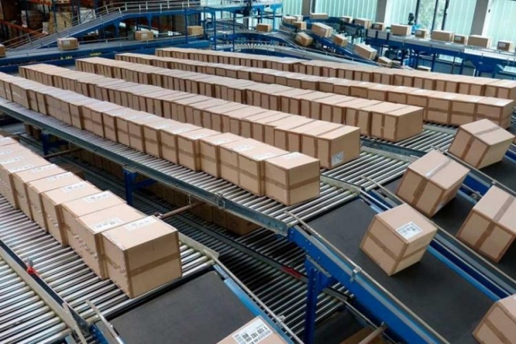 Türkiye’nin meşhur kargo şirketi satılmıştı! Tabelaları bir bir değişiyor…
