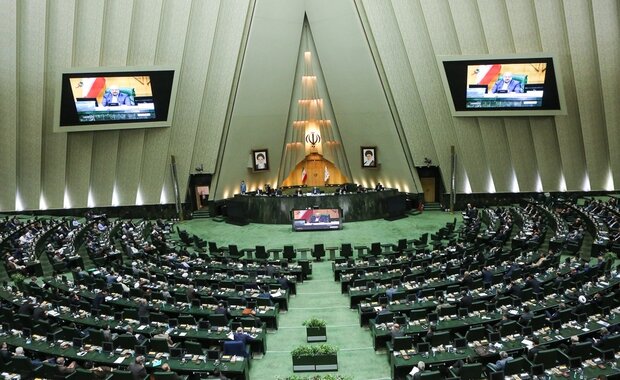 İran Meclisi’nden ABD’ye sert yanıt