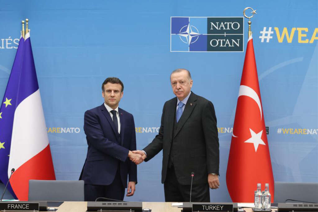 Cumhurbaşkanı Erdoğan, Macron’la görüştü