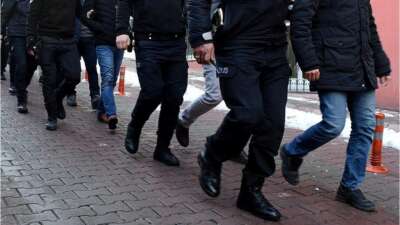 FETÖ’nün öğrenci yapılanmasına operasyon: 22 gözaltı