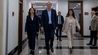 DEM heyeti siyasi parti turunda