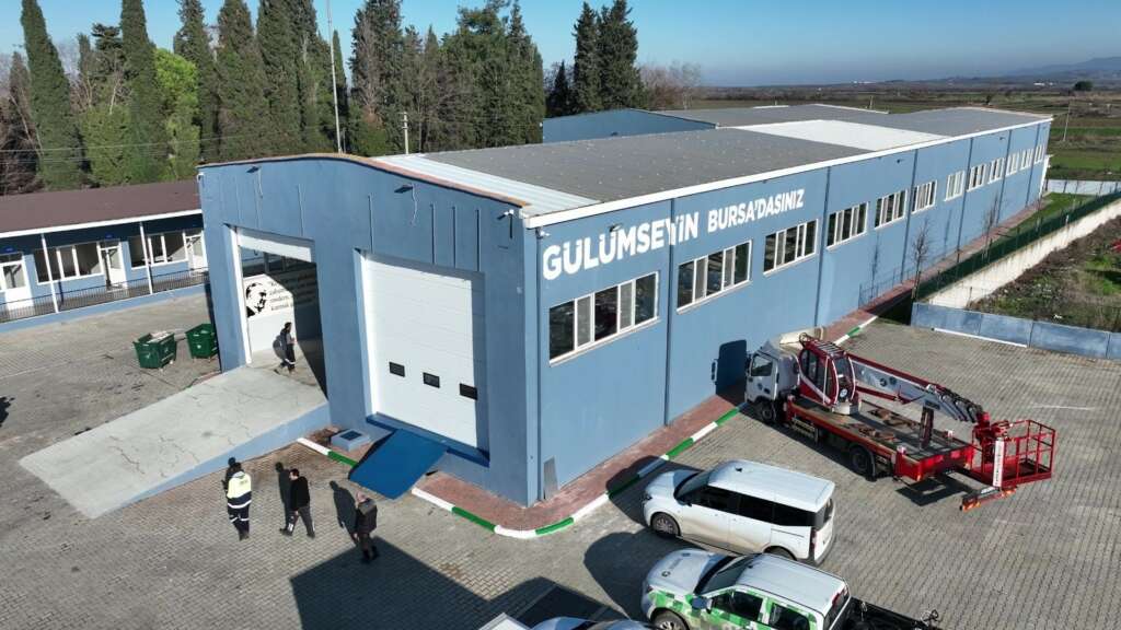 Bursa’da o tesisin açılışına özel 10 bin bidon gübre hazırlandı