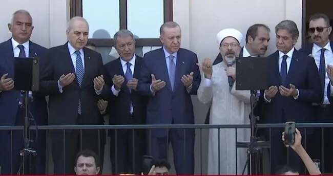 Cumhurbaşkanı Erdoğan restore edilen caminin açılışını yaptı