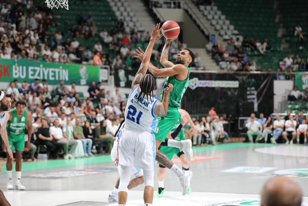 Bursaspor play-in’e veda etti Bursaspor play-in’e veda etti