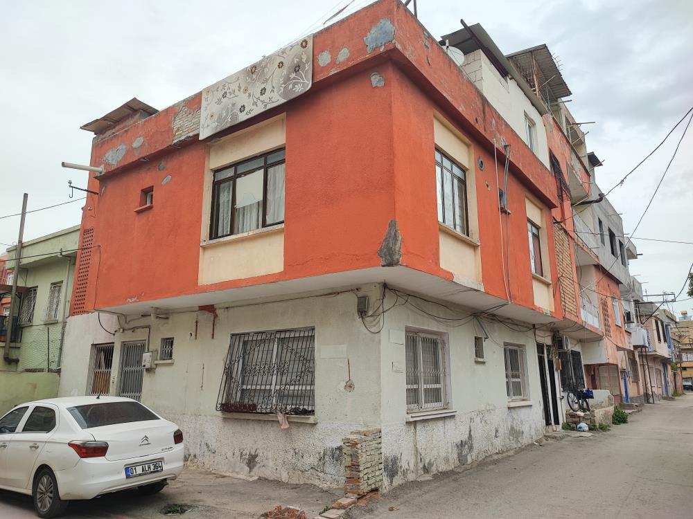Ölen iki aylık bebeğiyle 10 gün evde yaşayan anne babaya 25’er yıl hapis cezası verildi