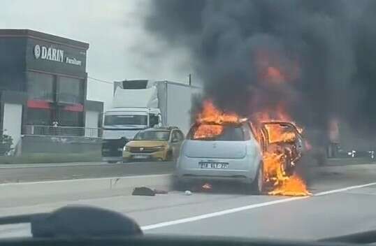 Bursa’da otomobil alev topuna döndü