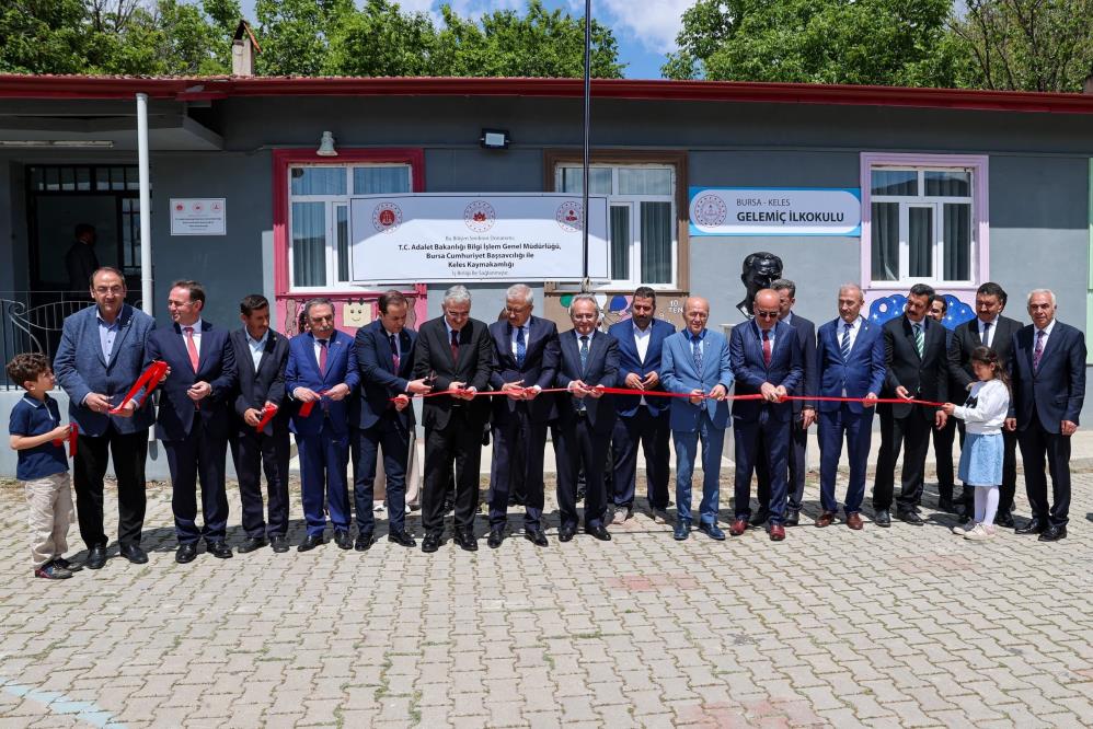 Bursa’da köy okullarına teknoloji desteği