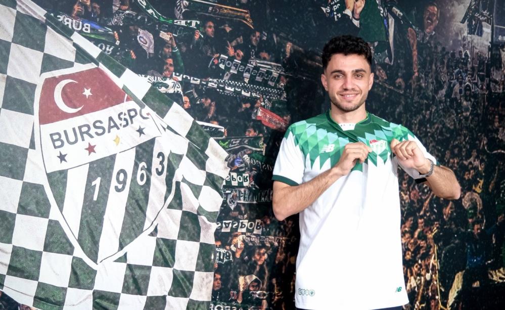 Bursaspor bir oyuncuyu daha kadrosuna kattı