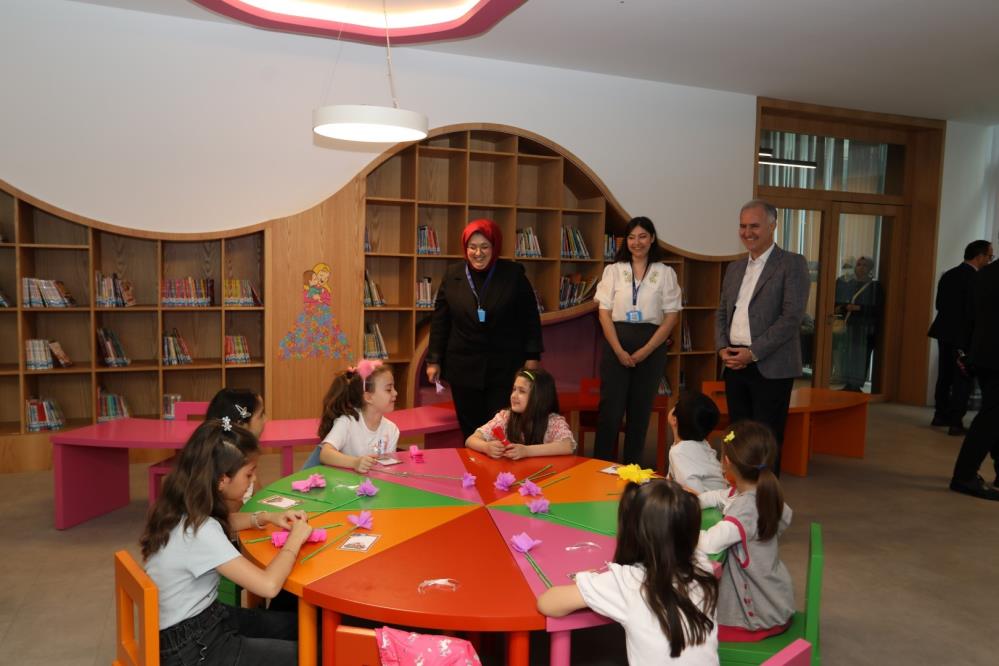 Bursa’da miniklerden annelerine sürpriz
