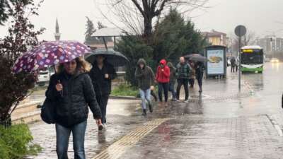 Zirai donla üzen nisan yağışlarla sevindirdi