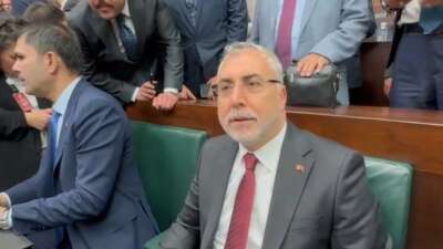 Bakan Işıkhan: Ev hanımlarına emeklilik düzenlemesini 2028’e gelmeden tamamlayacağız