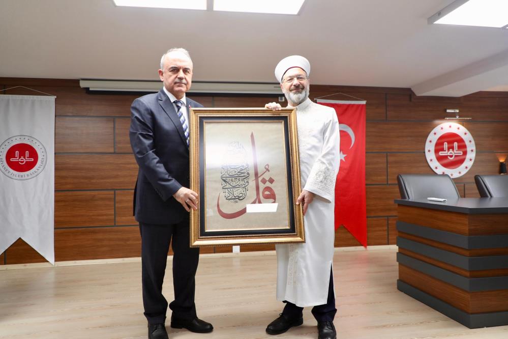 Diyanet İşleri Başkanı Erbaş, din görevlilerine seslendi