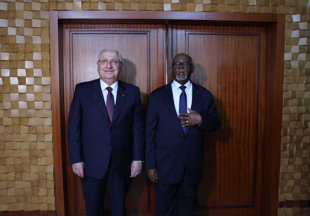 Milli Savunma Bakanı Güler Kamerun’da Milli Savunma Bakanı Güler Kamerun’da
