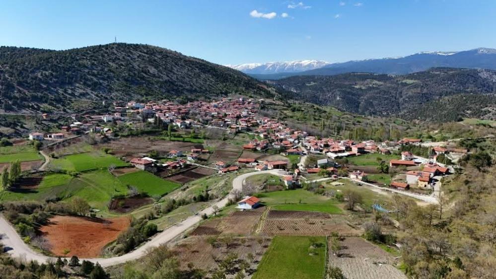 Bursa’da herkes o köye akın etti: 672 yıllık tarifle yılda 1 kez yapılıyor