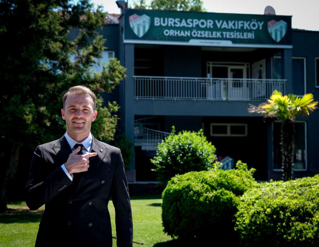 Ertuğrul Ersoy’dan 4 yıllık imza: Bursaspor çağırırsa gidilir!