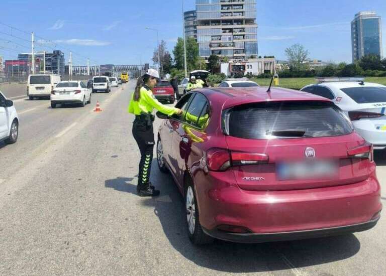 Bursa’da sürücülere ceza yağdı!