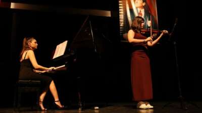 Nilüfer’de yıl sonu konserleri keman ve piyano ile başladı