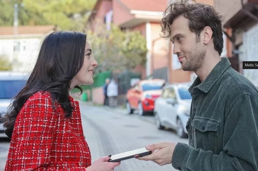 Melis Sezen’den Aras Bulut İynemli ile aşk iddialarına samimi cevap