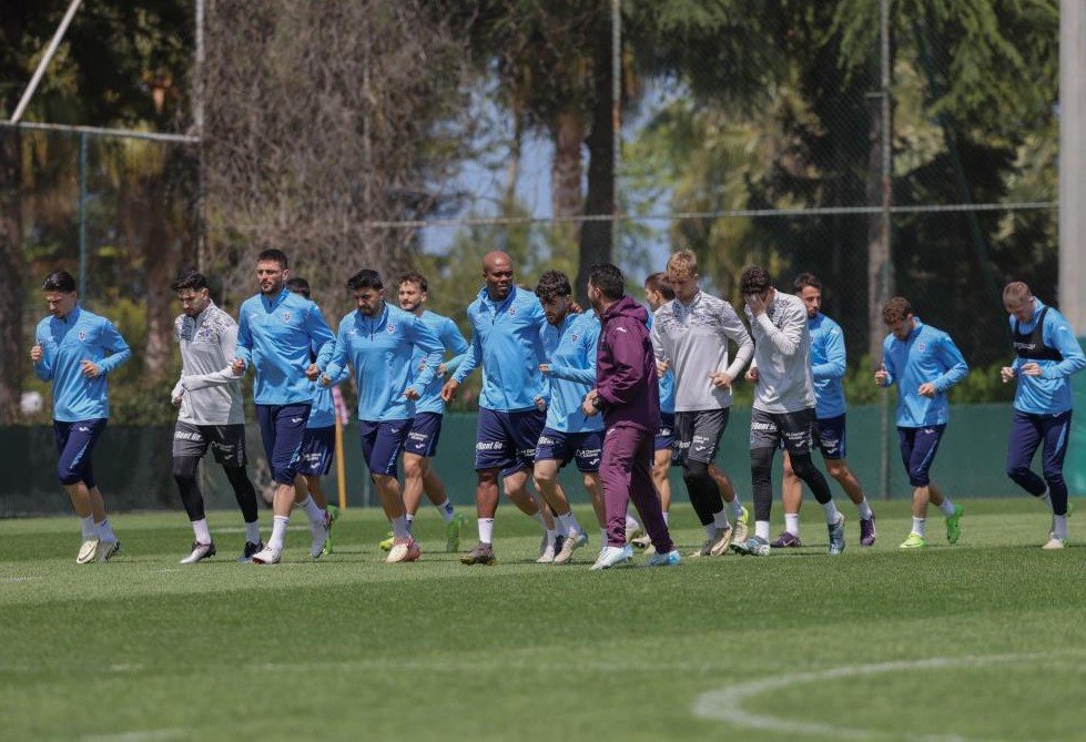 Trabzonspor’da Uğurcan Çakır ve Savic, kamp kadrosuna alınmadı