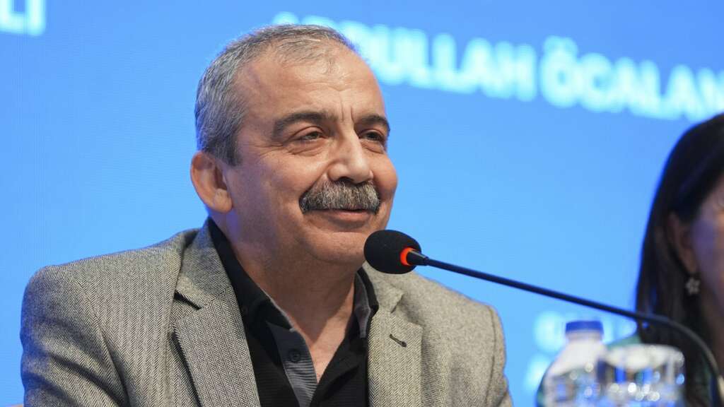 DEM Parti: Önder’in barış mücadelesine sahip çıkacağız
