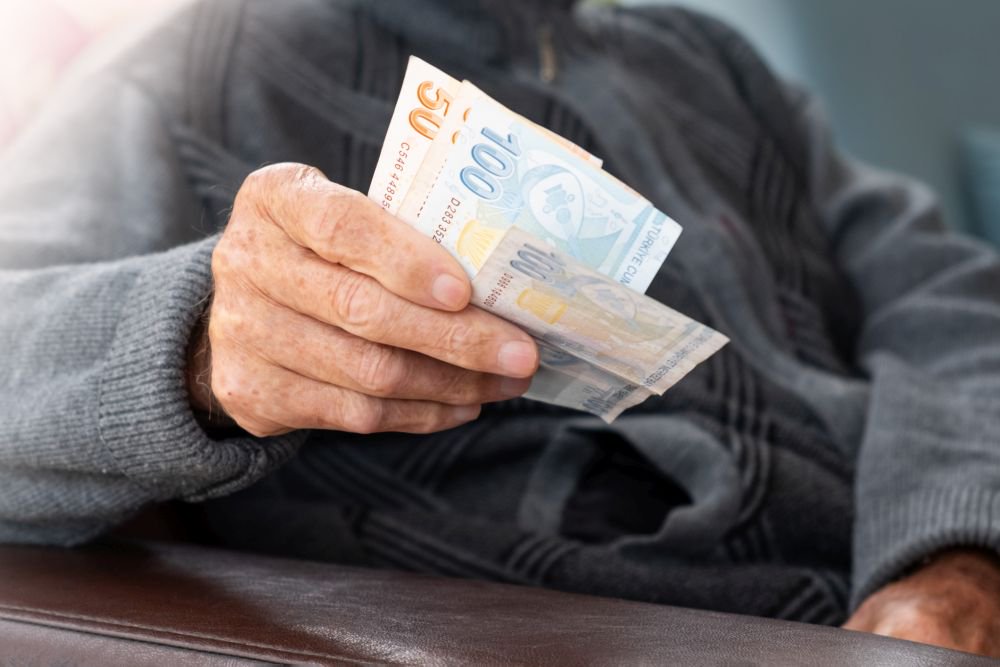 En düşük emekli maaşı ne olacak?