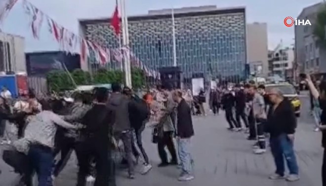 Taksim Meydanı’nı karıştıran kavga