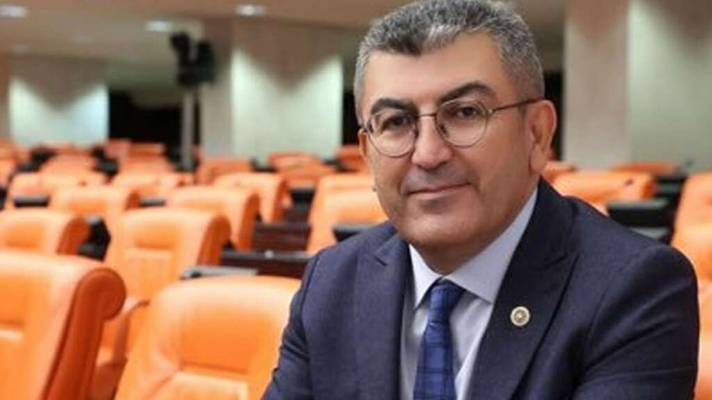 Gelecek Partisi’nde istifa!