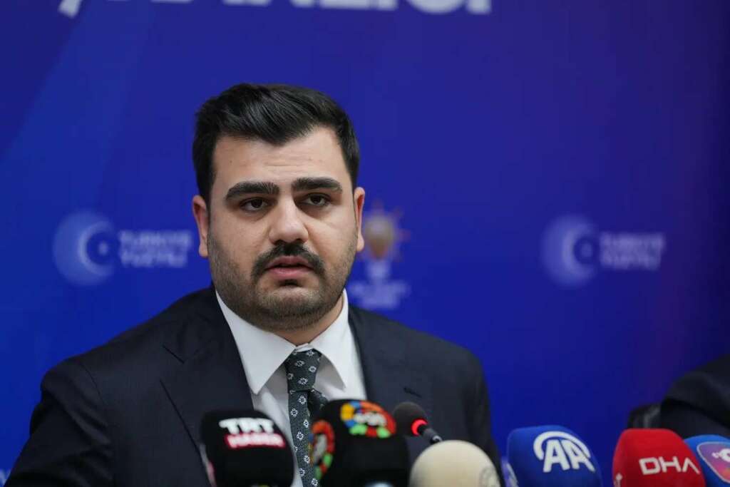 AK Parti Genel Sekreteri İnan: “İmamoğlu’nunki milyonlarca gencin hakkına girdiği, hile ve aldatmacayla alınmış sahte bir belgedir” AK Parti Genel Sekreteri İnan: “İmamoğlu’nunki milyonlarca gencin hakkına girdiği, hile ve aldatmacayla alınmış sahte bir belgedir”