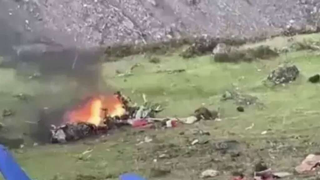 Hindistan’da helikopter düştü: 6 ölü