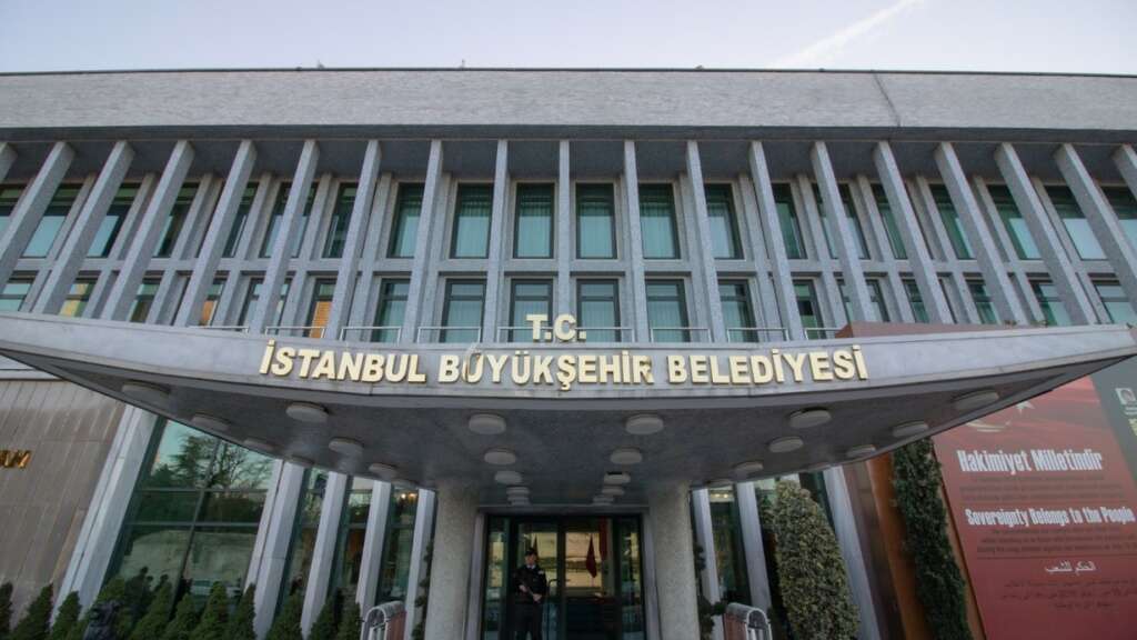 İBB’ye yönelik yolsuzluk soruşturmasında 25 kişi tutuklandı