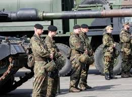 Almanya, NATO’nun doğu kanadına asker konuşlandırdı