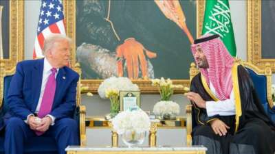 Trump, Suudi Kraliyet Sarayı’nda Veliaht Prens Selman’la görüştü
