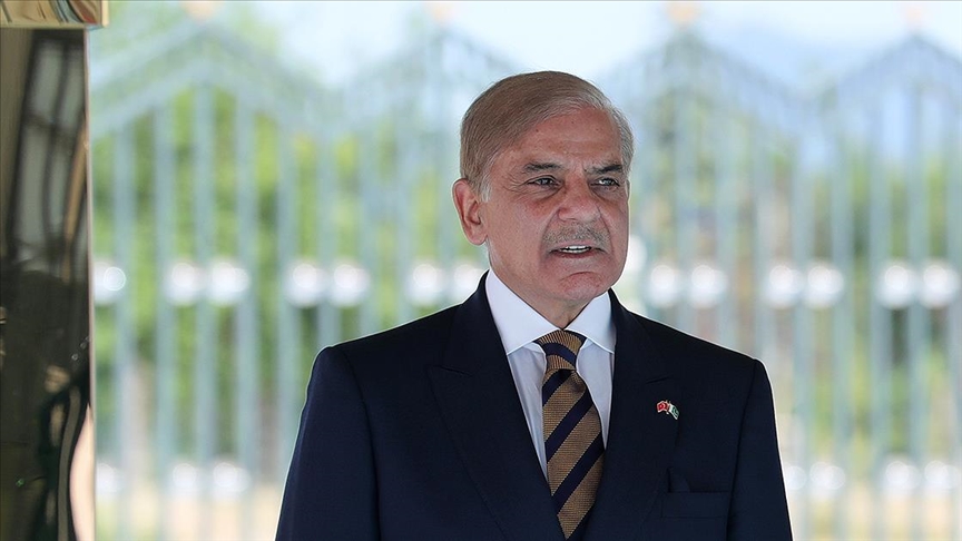 Pakistan Başbakanı Şerif, Türkiye’nin İslamabad Büyükelçisi Neziroğlu ile görüştü