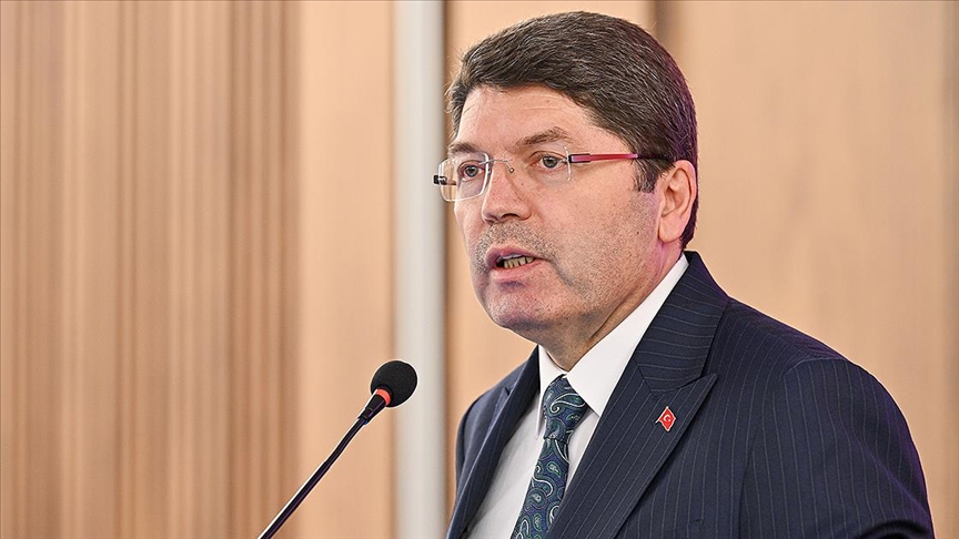 Bakan Tunç: Ceza infaz kurumlarımızda 957 öğretmen görev yaparken, 75 bin 219 hükümlü ve tutuklu da eğitim görüyor