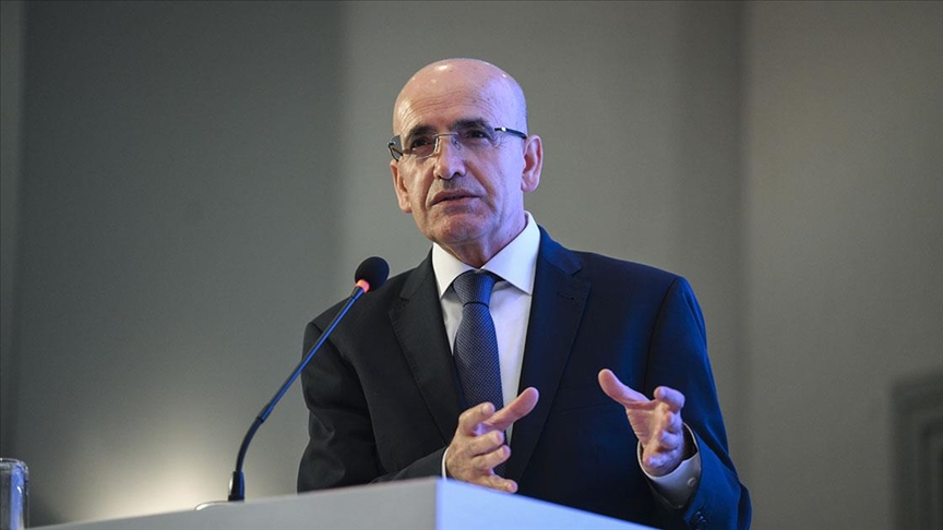 Bakan Şimşek: Sanayi üretimi çeyreklik yüzde 1,8, takvim etkisinden arındırılmış yıllık yüzde 0,7 arttı