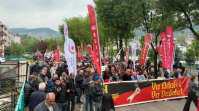 Bursa’da 1 Mayıs kutlamaları başladı! İşçiler haklarını bir kez daha haykırdı