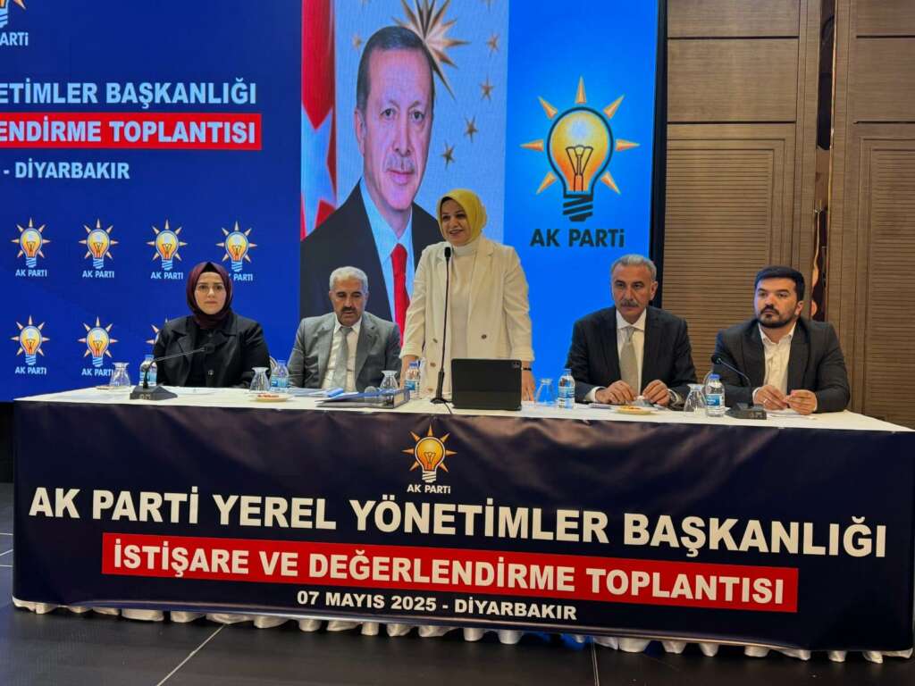 AK Parti Diyarbakır Teşkilatında Yerel Yönetimler zirvesi