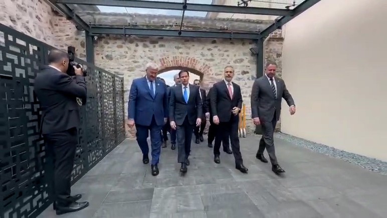 Rusya-Ukrayna aynı masada buluşuyor! İstanbul’daki zirveden nasıl bir karar çıkması bekleniyor?