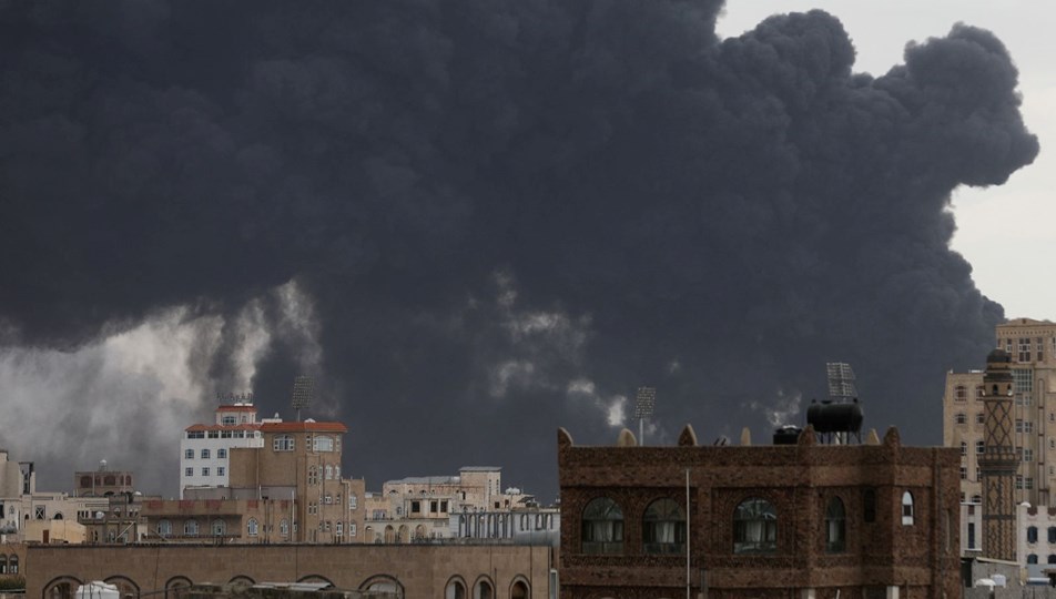 İsrail, Yemen’de Sana Uluslararası Havalimanı’nı vurdu