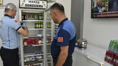 Karacabey Zabıtası’ndan gıda güvenliği için bayram mesaisi