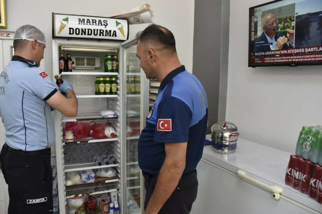 Karacabey Zabıtası’ndan gıda güvenliği için bayram mesaisi