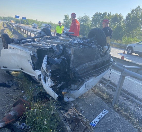 Balıkesir-Bursa kara yolunda trafik kazası: 2 yaralı