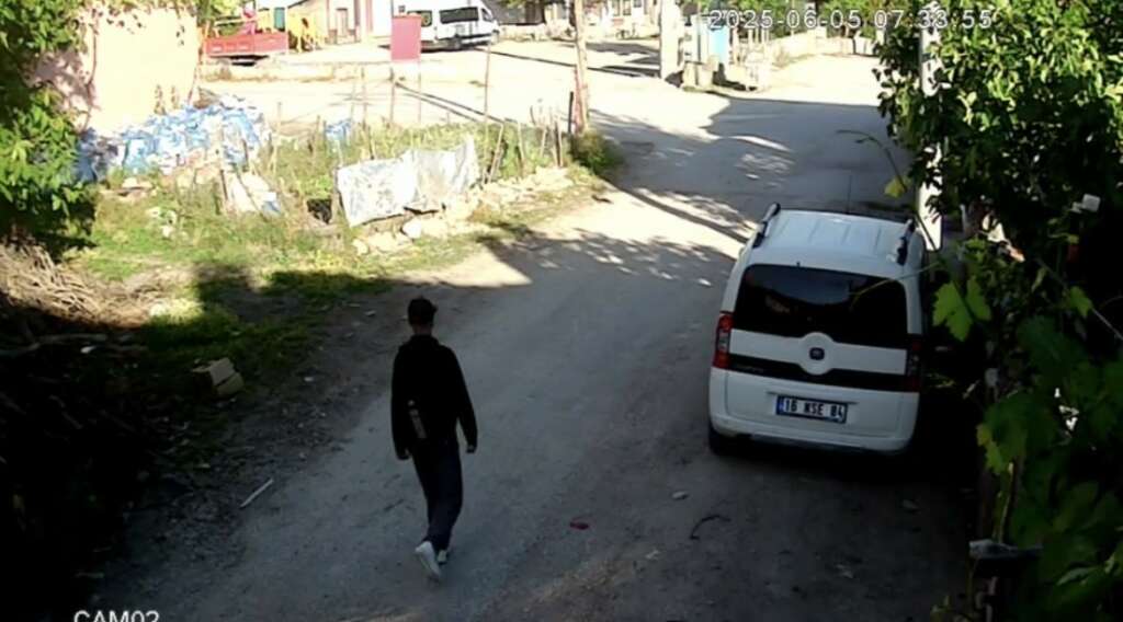 Bursa’da Burak’ın kaybolmadan önceki görüntüleri ortaya çıktı