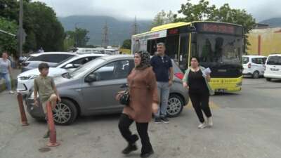 Bursa’da otobüs şoförü YKS öğrencilerinin hayatını böyle kurtardı