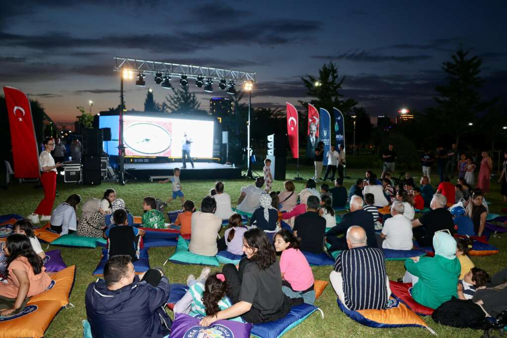 Büyükşehir’den Mobilfest ile bilim dolu gece Büyükşehir’den Mobilfest ile bilim dolu gece