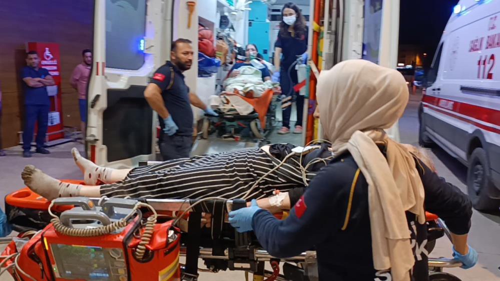 Bursa’da üst geçidi kullanmayan kadın otobüsün çarpmasıyla ağır yaralandı