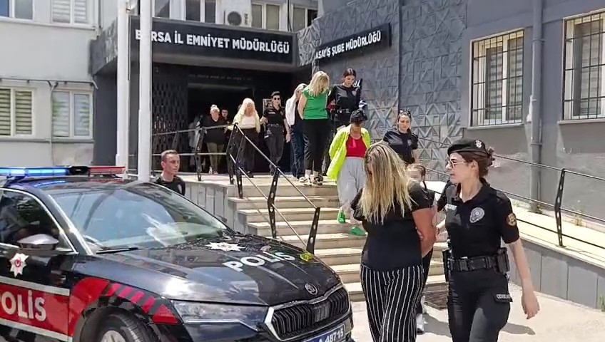 Bursa’da masaj salonlarına operasyon